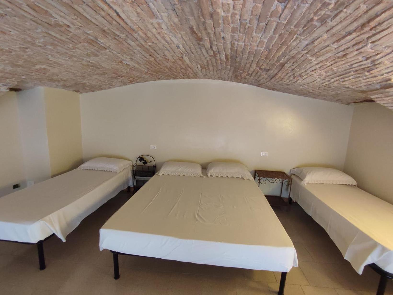 Casa Vacanze Bella-Host By Foresteria Bergamo Bella Kültér fotó