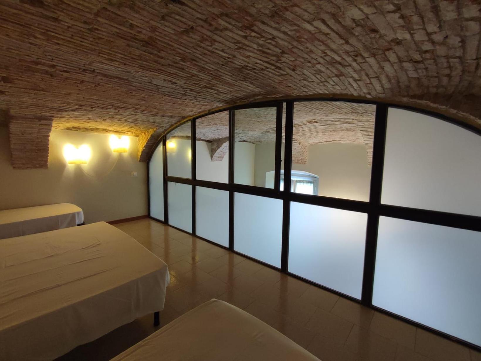 Casa Vacanze Bella-Host By Foresteria Bergamo Bella Kültér fotó
